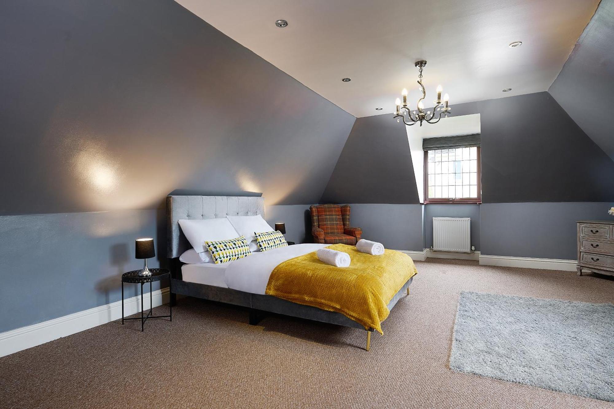 Spacious Home For Large Families And Contractors Wolverhampton Extérieur photo