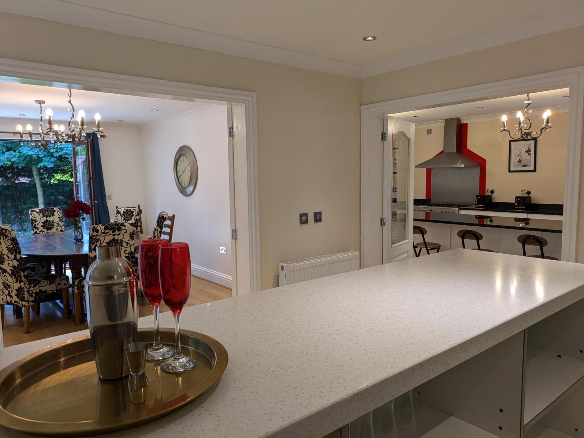 Spacious Home For Large Families And Contractors Wolverhampton Extérieur photo