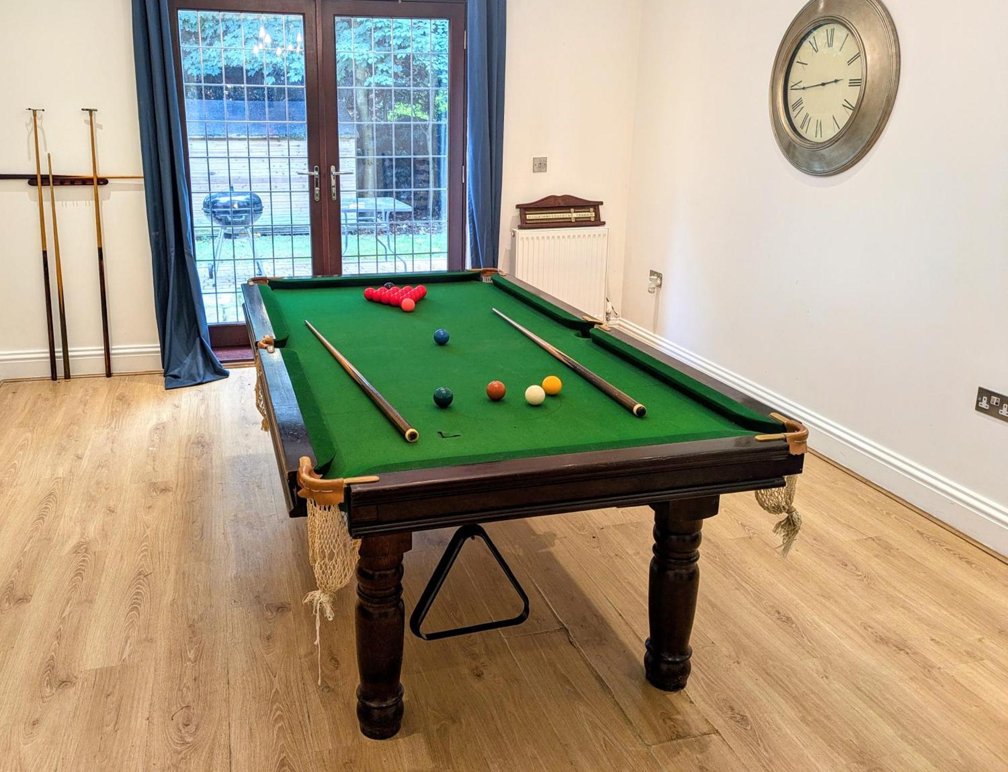 Spacious Home For Large Families And Contractors Wolverhampton Extérieur photo